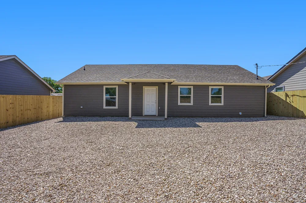 405 Whitney Court Rio Vista, TX 76093
