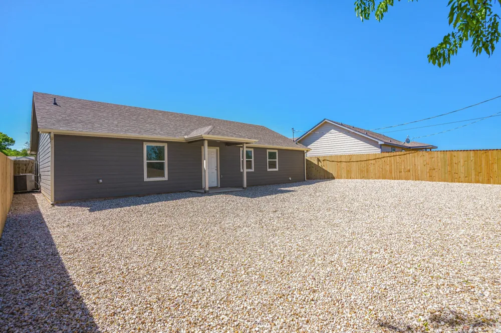 405 Whitney Court Rio Vista, TX 76093