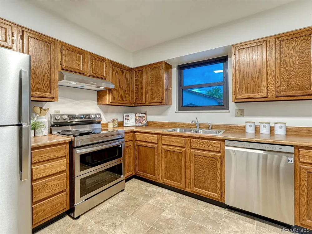 4035 Cooke Drive Colorado Springs, CO 80911