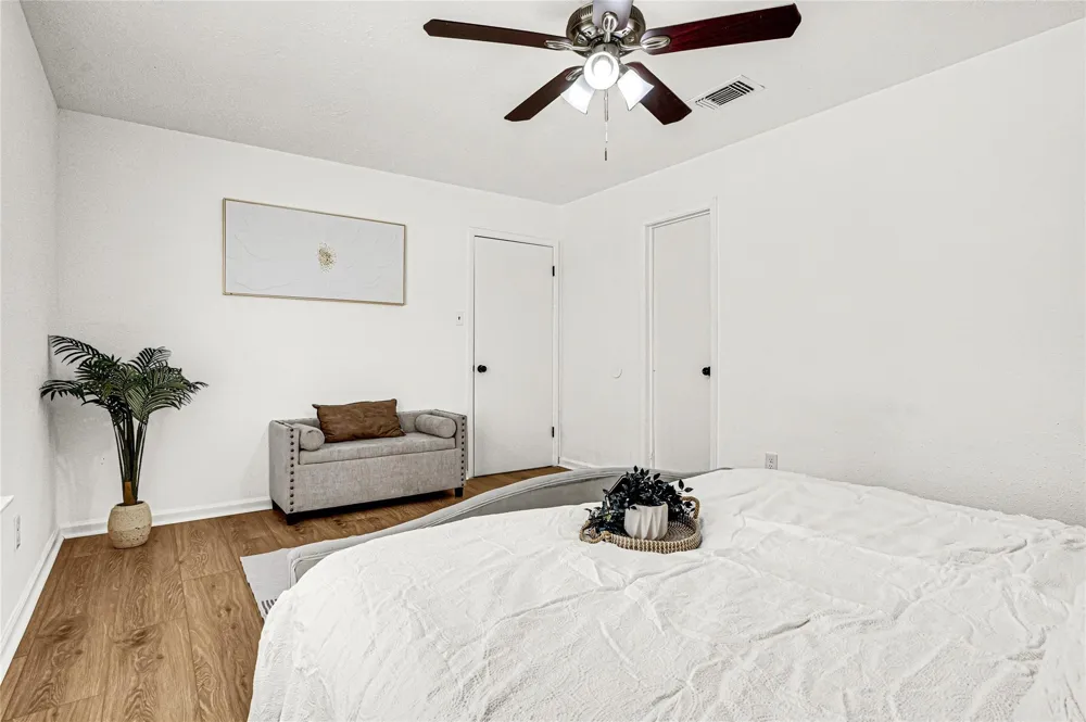 6611 Archgate Drive Spring, TX 77373