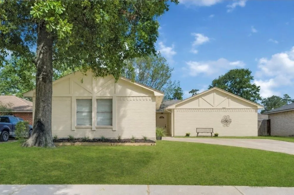 6611 Archgate Drive Spring, TX 77373