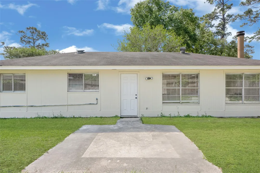6611 Archgate Drive Spring, TX 77373
