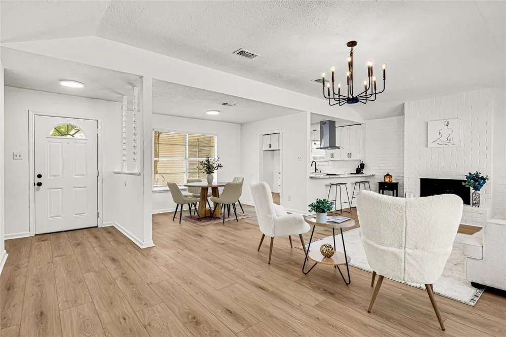 6611 Archgate Drive Spring, TX 77373