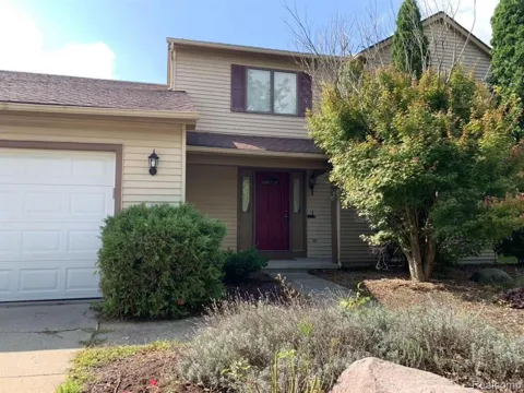 624 Burr Oak Drive