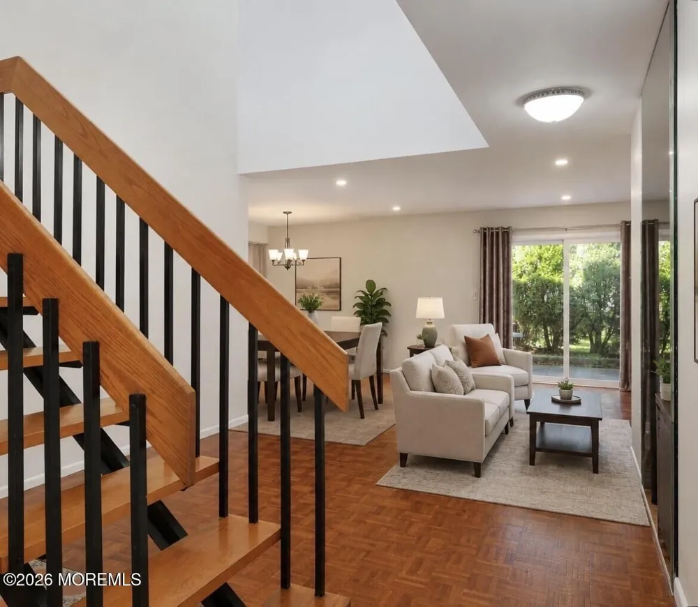 2 Elizabeth Court Tinton Falls, NJ 07724