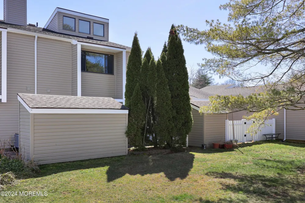 2 Elizabeth Court Tinton Falls, NJ 07724