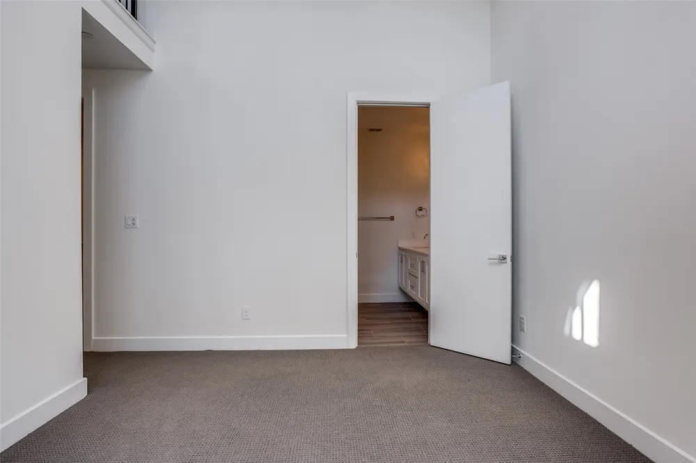 2215 Moser Avenue #103 Dallas, TX 75206