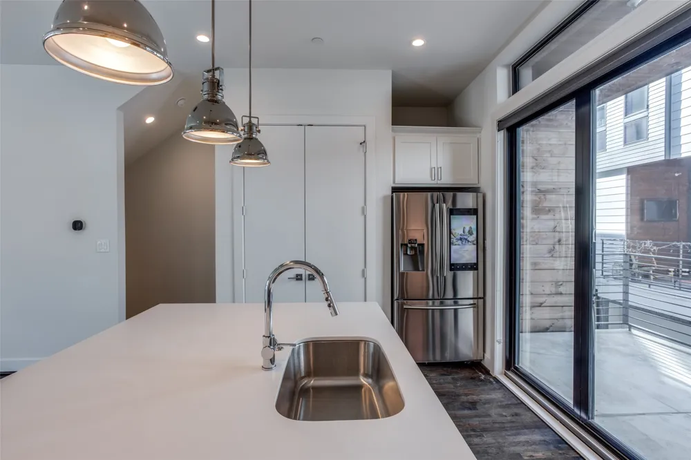 2215 Moser Avenue #103 Dallas, TX 75206