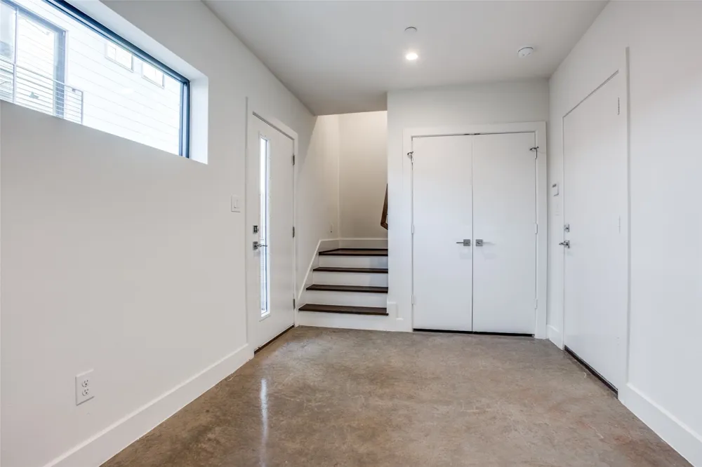 2215 Moser Avenue #103 Dallas, TX 75206
