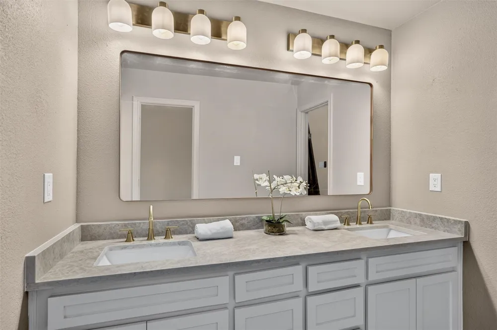1608 Crown Point Road McKinney, TX 75072
