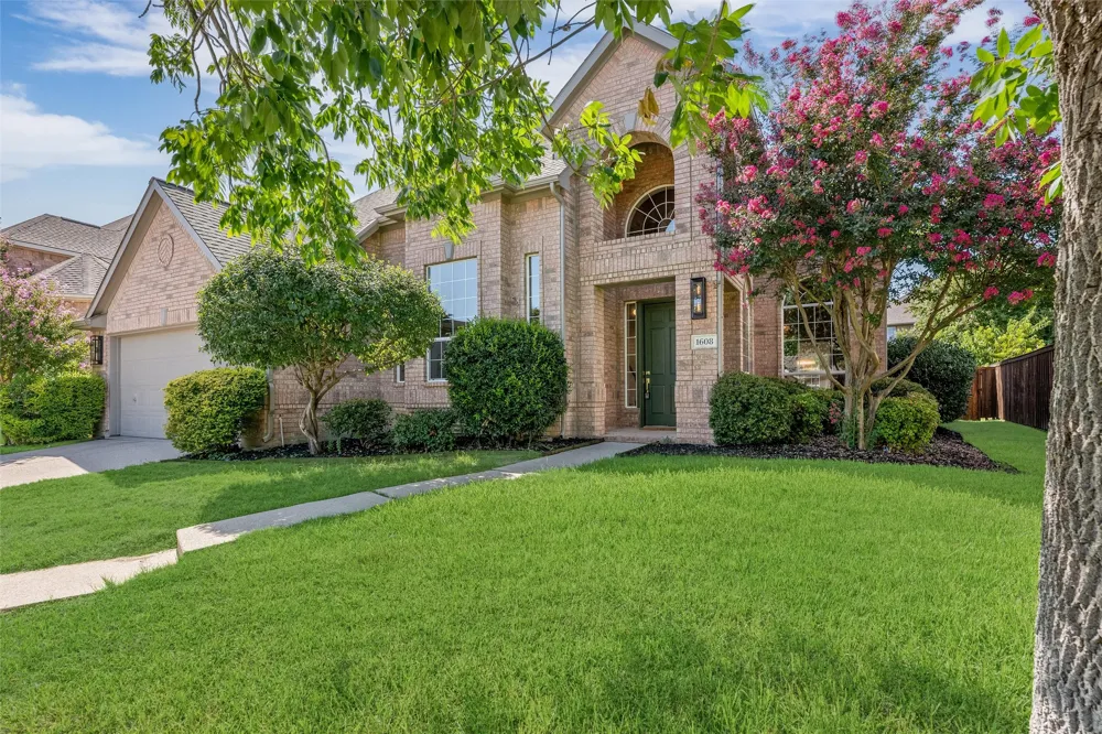 1608 Crown Point Road McKinney, TX 75072