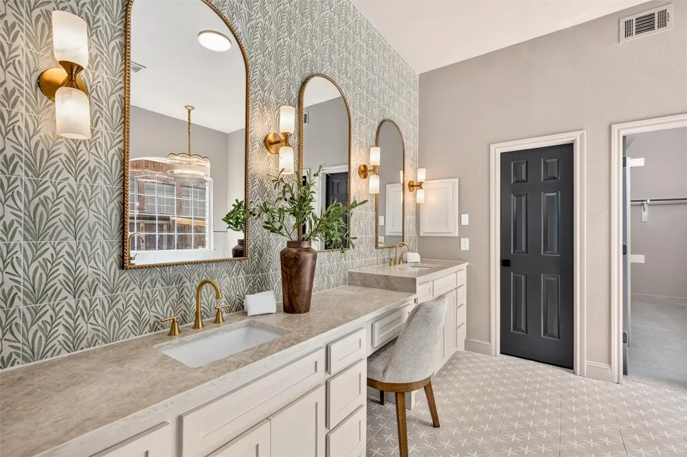 1608 Crown Point Road McKinney, TX 75072