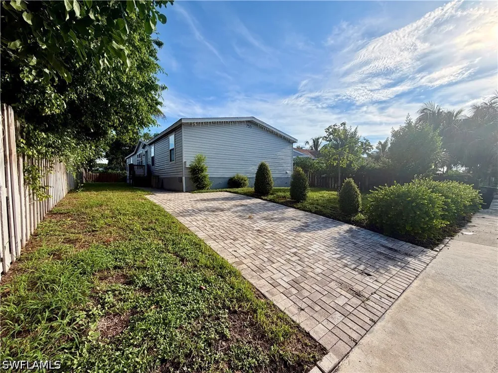 Ridgewood Drive West Palm Beach, FL 33405