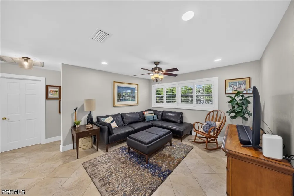 SE 37th Terrace Cape Coral, FL 33904