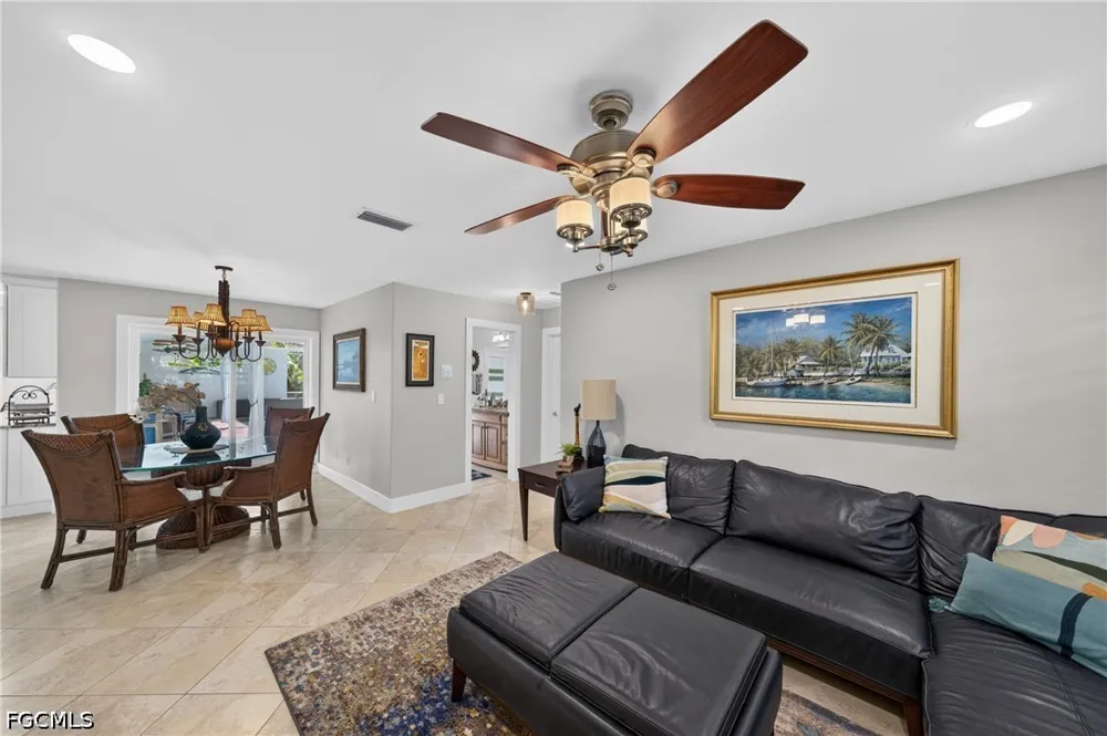SE 37th Terrace Cape Coral, FL 33904