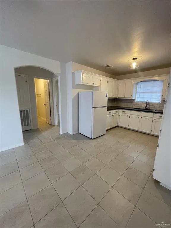 1408 Pine Street #C Weslaco, TX 78596