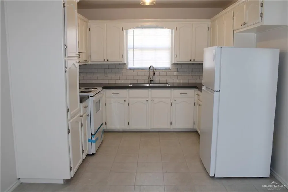 1408 Pine Street #C Weslaco, TX 78596