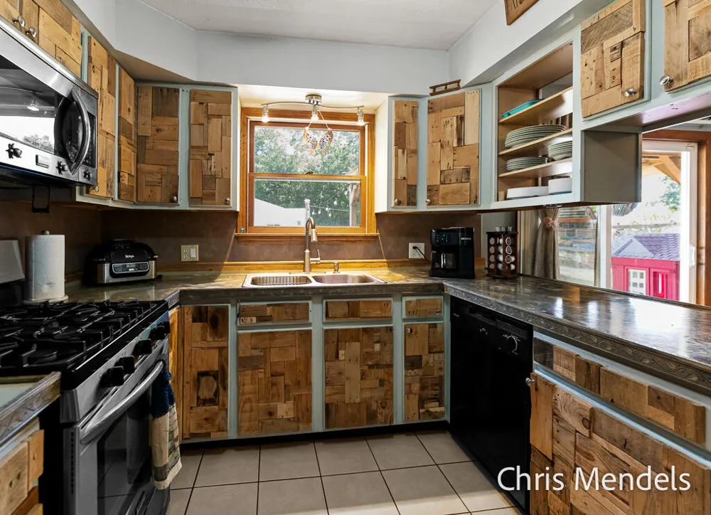 180 S Wolf Lake Road Egelston Township, MI 49442