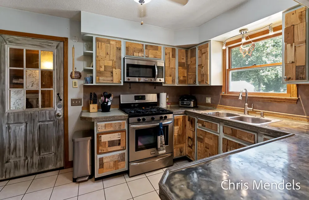 180 S Wolf Lake Road Egelston Township, MI 49442