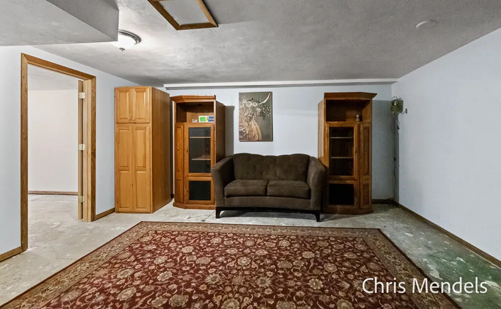180 S Wolf Lake Road Egelston Township, MI 49442