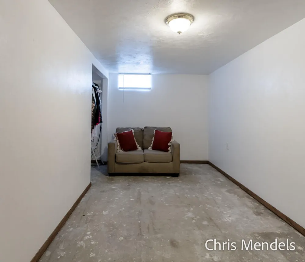 180 S Wolf Lake Road Egelston Township, MI 49442