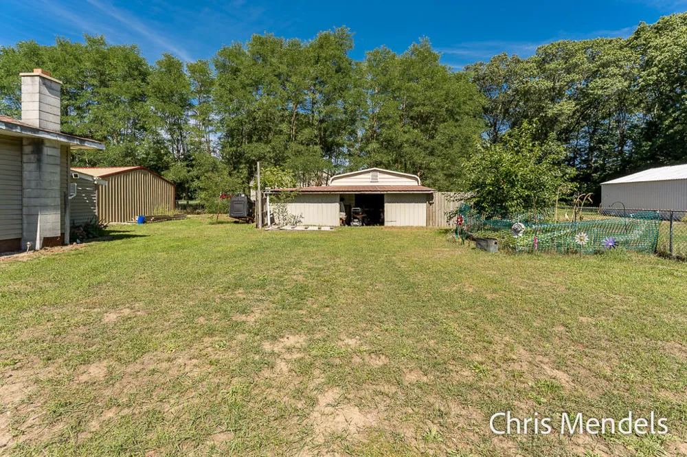 180 S Wolf Lake Road Egelston Township, MI 49442