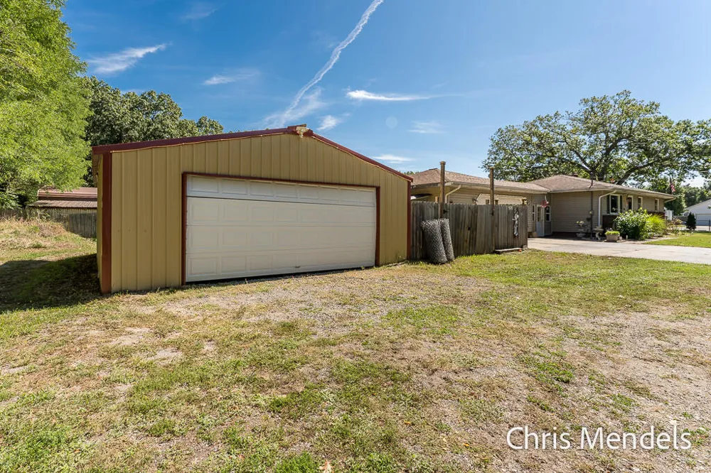 180 S Wolf Lake Road Egelston Township, MI 49442