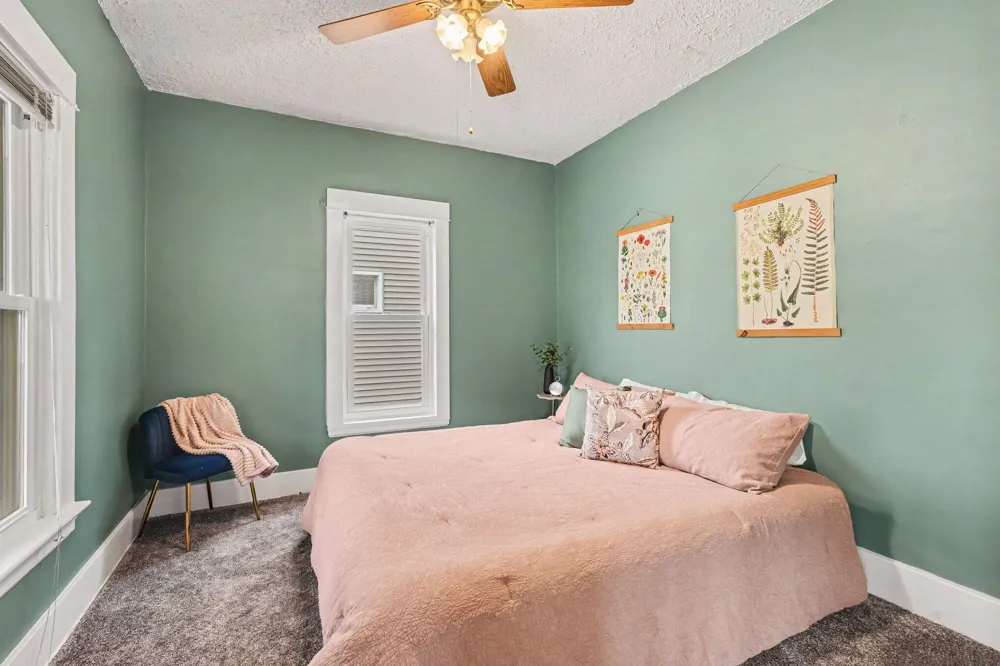 1537 Powers Avenue NW Grand Rapids City, MI 49504