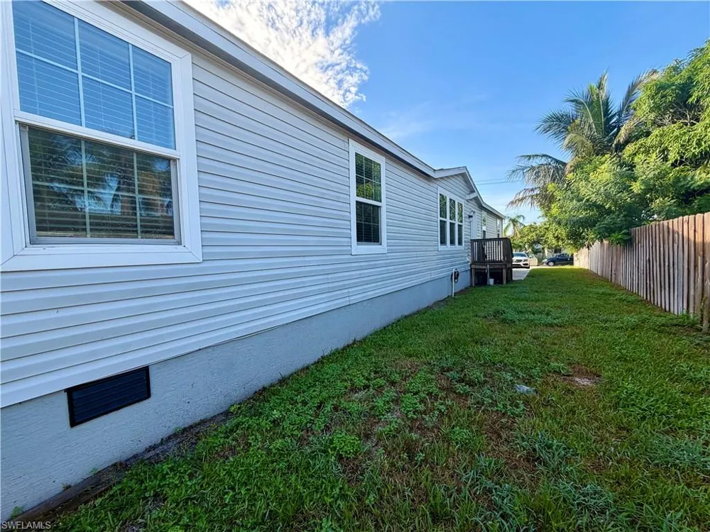 755 Ridgewood Drive West Palm Beach, FL 33405