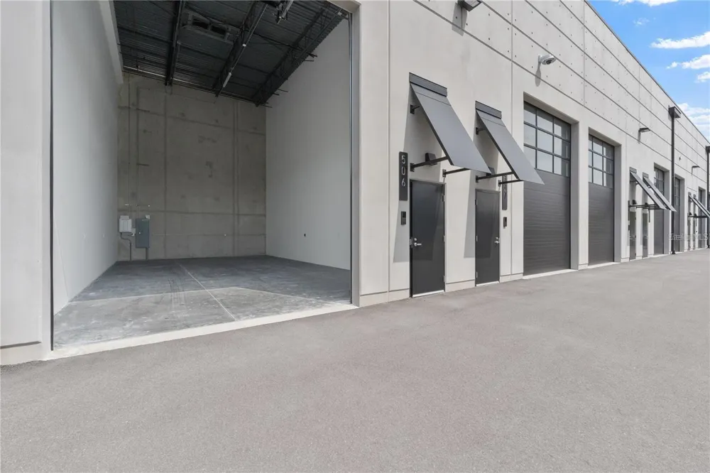 6500 MOTOR ENCLAVE WAY #506 Tampa, FL 33610