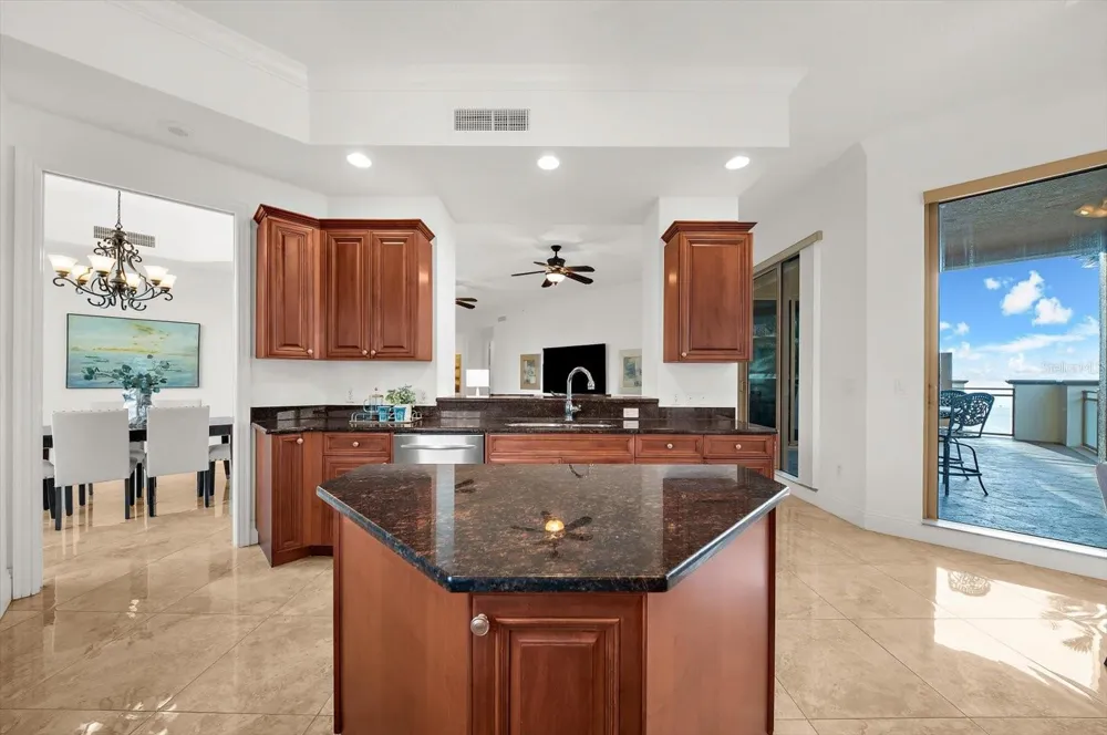 11 BAYMONT STREET #308 Clearwater Beach, FL 33767