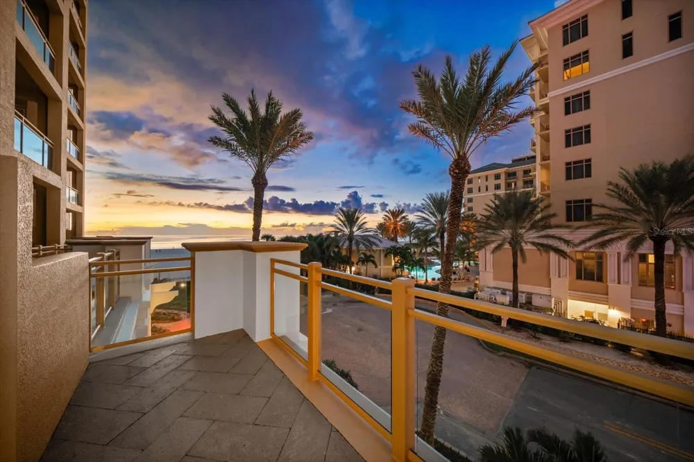 11 BAYMONT STREET #308 Clearwater Beach, FL 33767