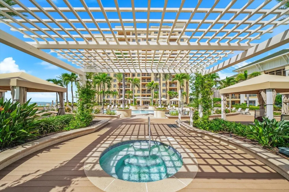11 BAYMONT STREET #308 Clearwater Beach, FL 33767
