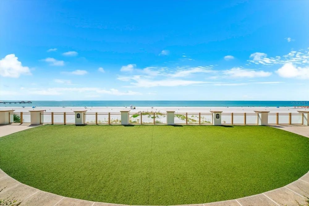 11 BAYMONT STREET #308 Clearwater Beach, FL 33767