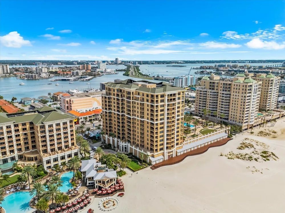 11 BAYMONT STREET #308 Clearwater Beach, FL 33767