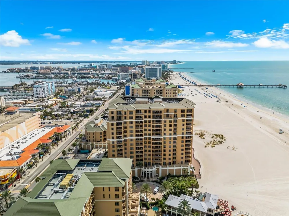 11 BAYMONT STREET #308 Clearwater Beach, FL 33767