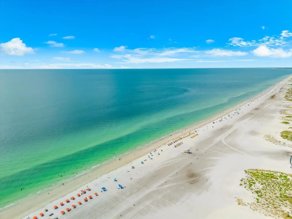 11 BAYMONT STREET #308 Clearwater Beach, FL 33767