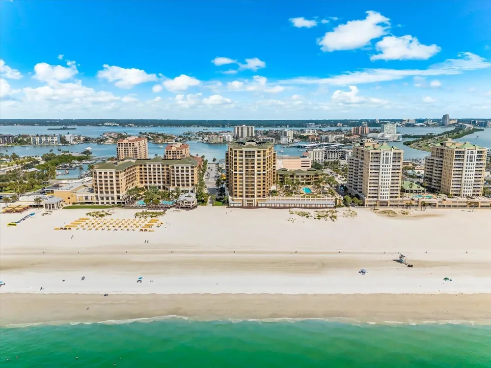 11 BAYMONT STREET #308 Clearwater Beach, FL 33767