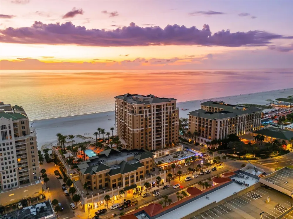 11 BAYMONT STREET #308 Clearwater Beach, FL 33767