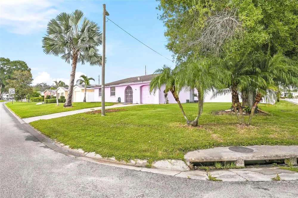 3118 RIVER COVE DRIVE Tampa, FL 33614