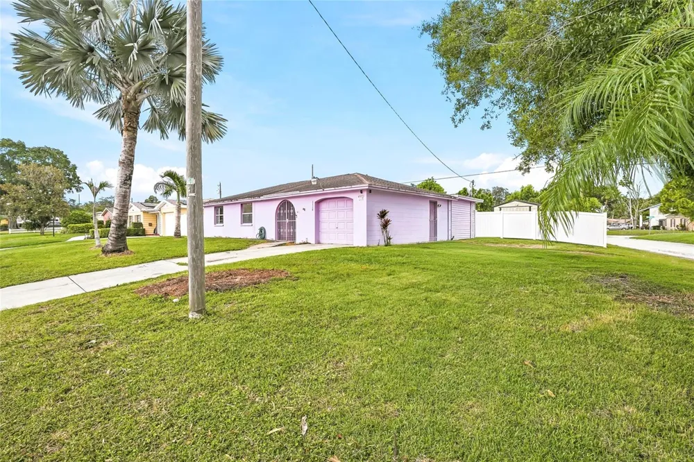 3118 RIVER COVE DRIVE Tampa, FL 33614