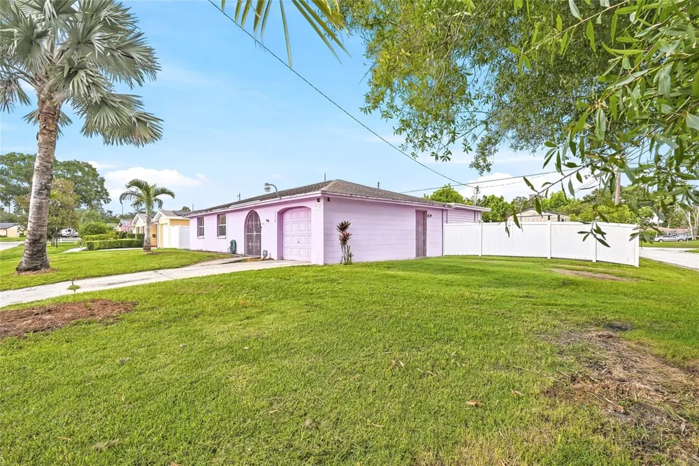 3118 RIVER COVE DRIVE Tampa, FL 33614