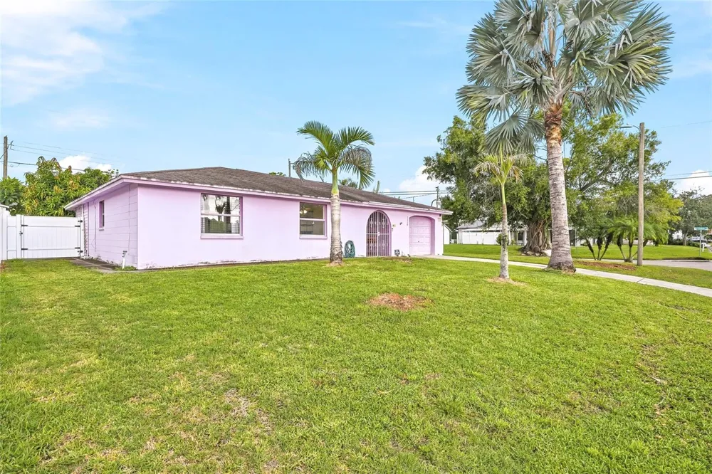 3118 RIVER COVE DRIVE Tampa, FL 33614