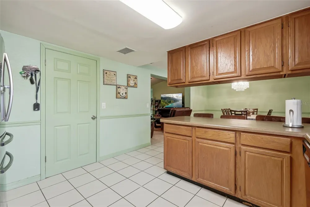 3118 RIVER COVE DRIVE Tampa, FL 33614
