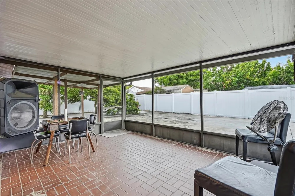 3118 RIVER COVE DRIVE Tampa, FL 33614