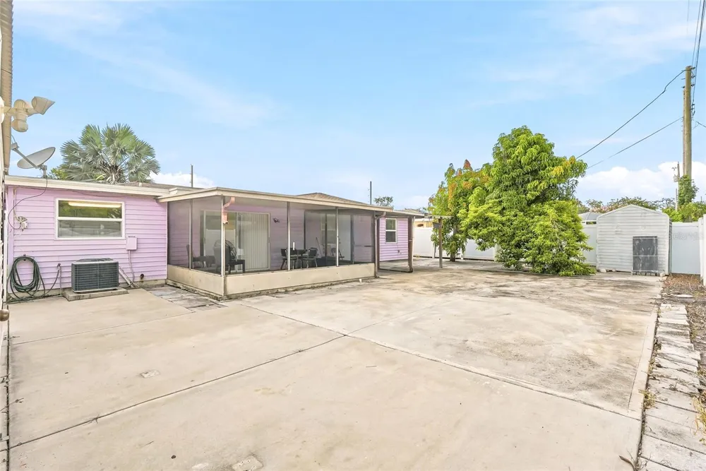 3118 RIVER COVE DRIVE Tampa, FL 33614