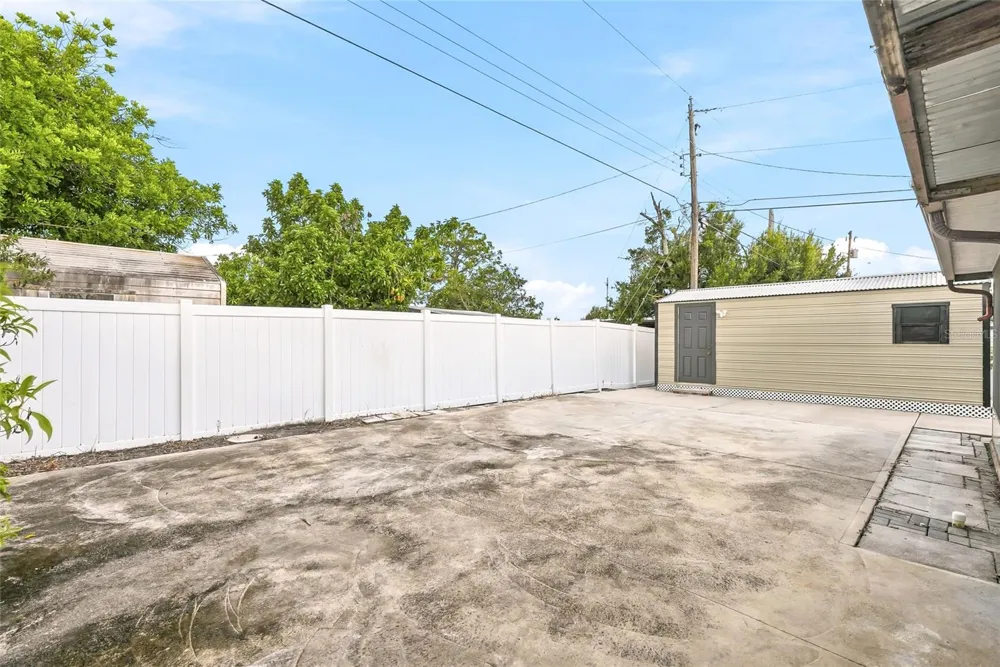 3118 RIVER COVE DRIVE Tampa, FL 33614