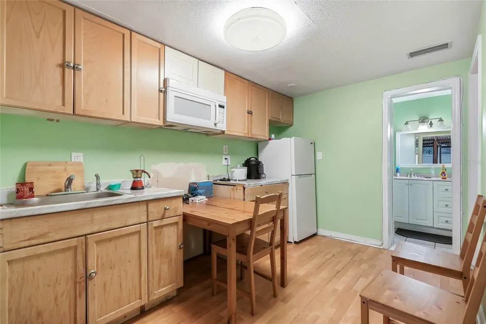 3118 RIVER COVE DRIVE Tampa, FL 33614