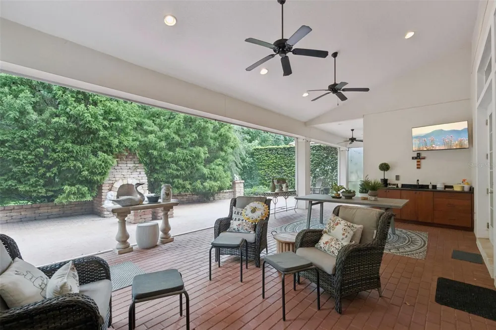 590 BROADOAK LOOP Sanford, FL 32771