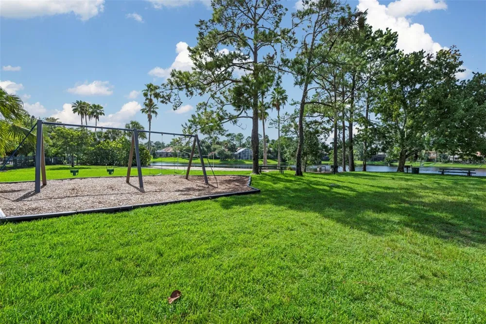 590 BROADOAK LOOP Sanford, FL 32771